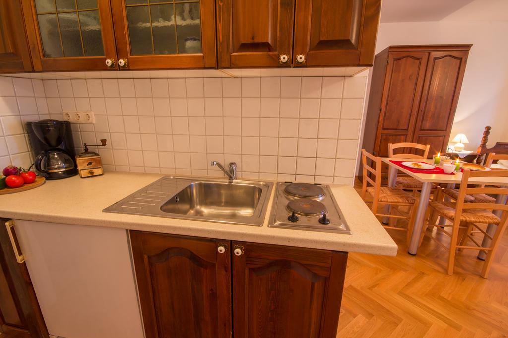 Apartmani Kraljic Dramalj Esterno foto